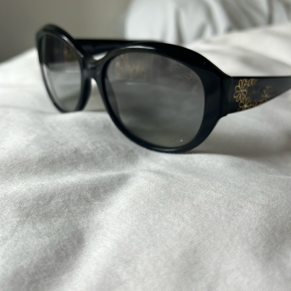 Coach Black Peyton Sunglasses Like-New